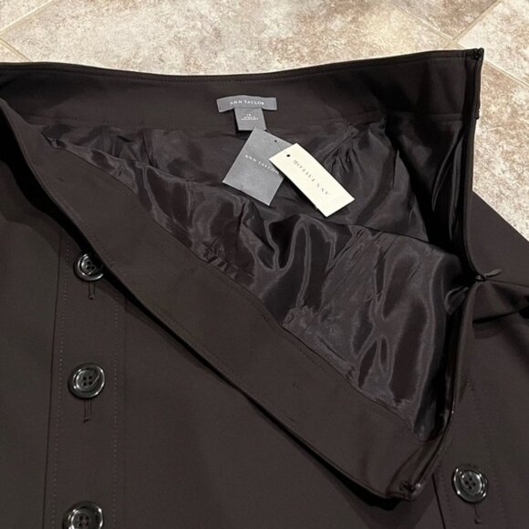 NWT Ann Taylor brown button accent mid rise stretch mini skirt size 14 - Picture 3 of 10